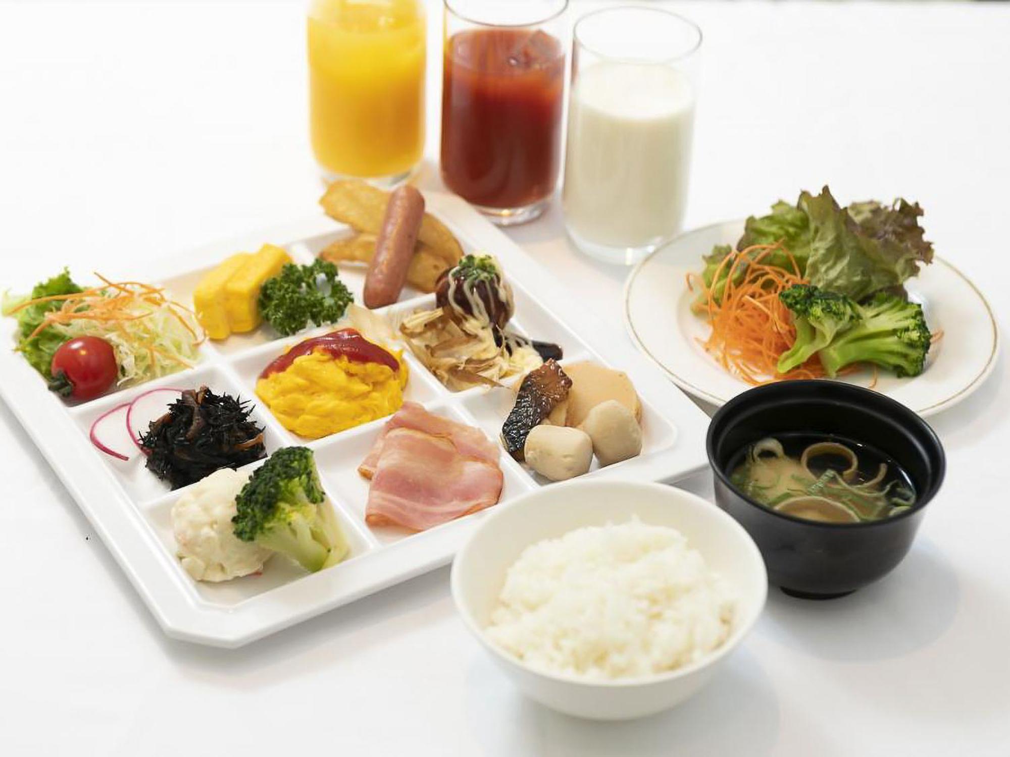 Apa Hotel Takamatsu Airport Ngoại thất bức ảnh